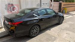 نيسان ألتيما